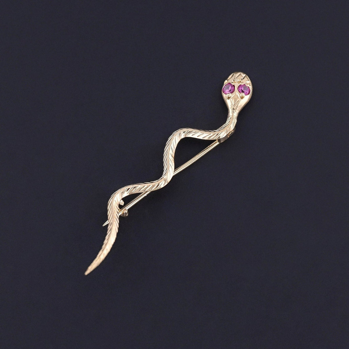 Vintage Snake Brooch of 18k Gold - Trademark Antiques