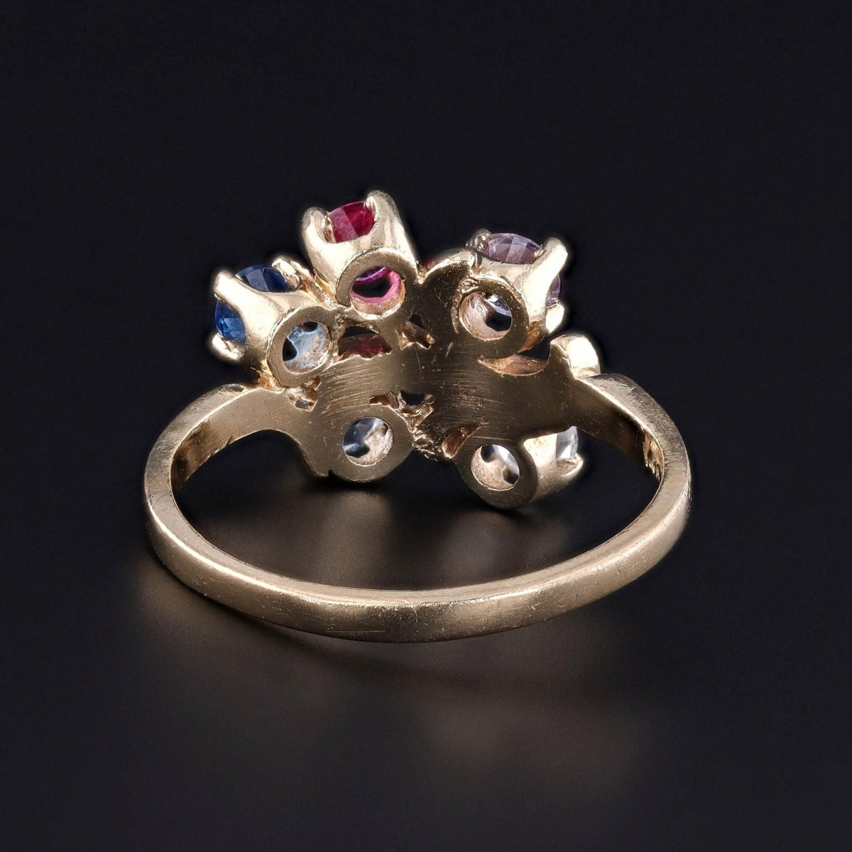 Vintage Synthetic Gemstone Ring of 14k Gold - Trademark Antiques